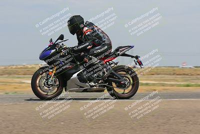 media/Sep-10-2023-Pacific Track Time (Sun) [[44210541ad]]/Group B/1220pm (Wheelie Bump)/
